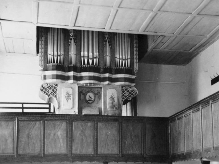 Die alte Meschener Orgel in Rosch